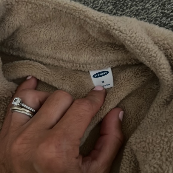 Old navy, crop zip up - Picture 2 of 3